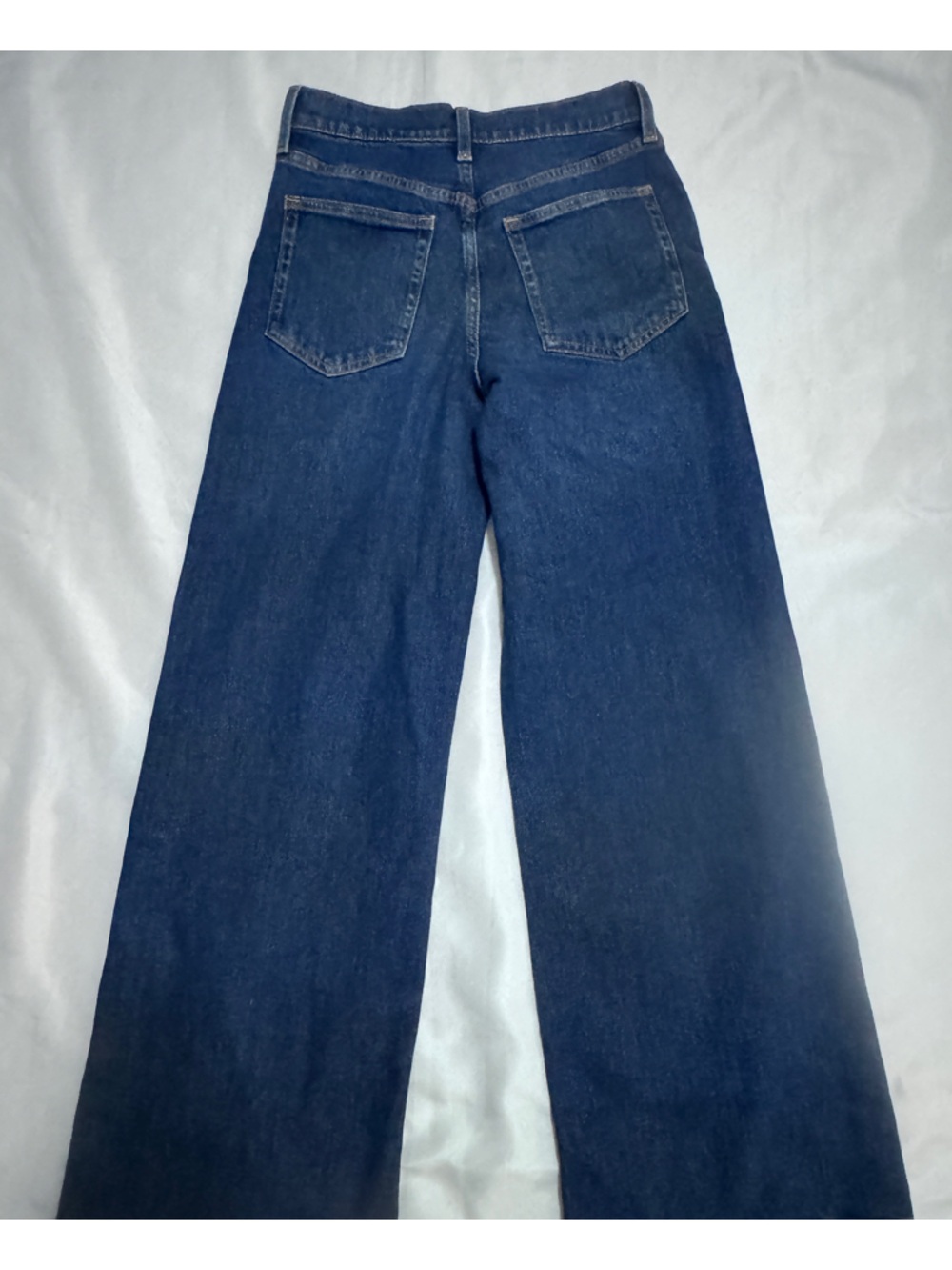 Gap High Rise Stride in Wide Leg Dark Wash Like New Size 27 / 4R - Picture 5 of 7
